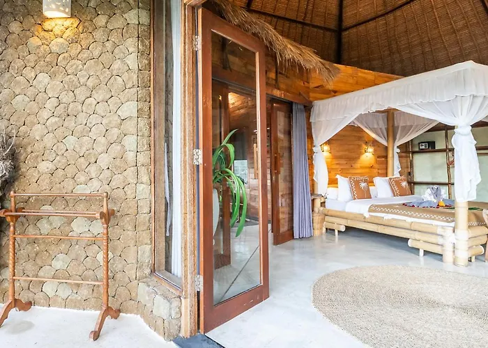 Bukit Surf Tropical & Unique 06 Bedroom Villa *