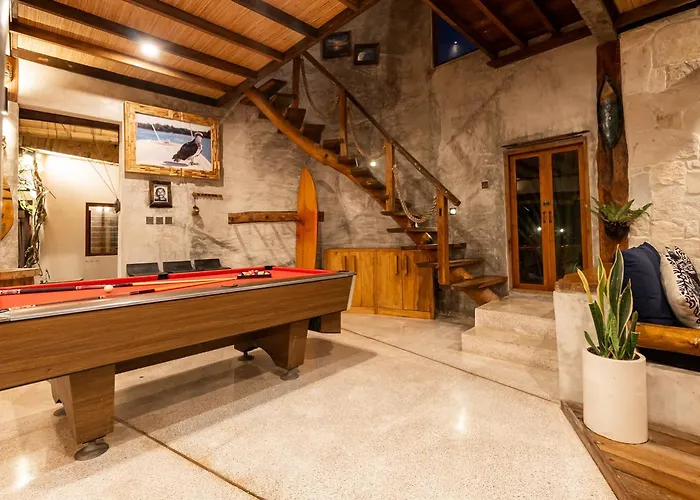 Villa Bukit Surf Tropical & Unique 06 Bedroom