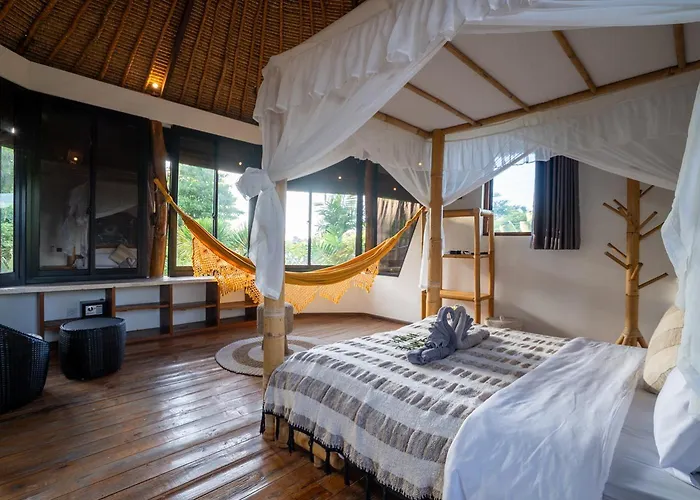 Bukit Surf Tropical & Unique 06 Bedroom Villa Uluwatu (Bali)